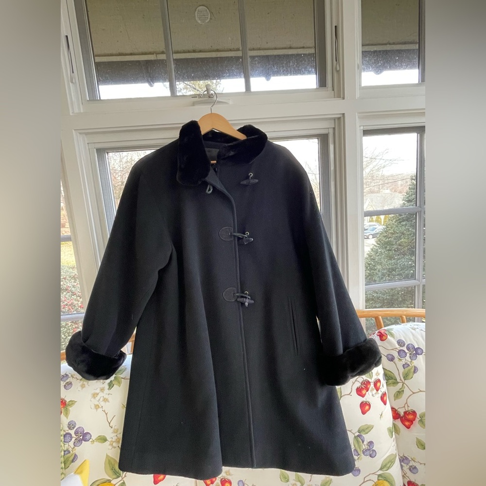 Black Cashmere Wool Blend Coat with Fur Trim